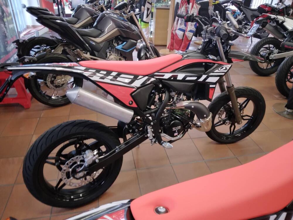 Betamotor RR 50 Motard (2021 - 25) (2)