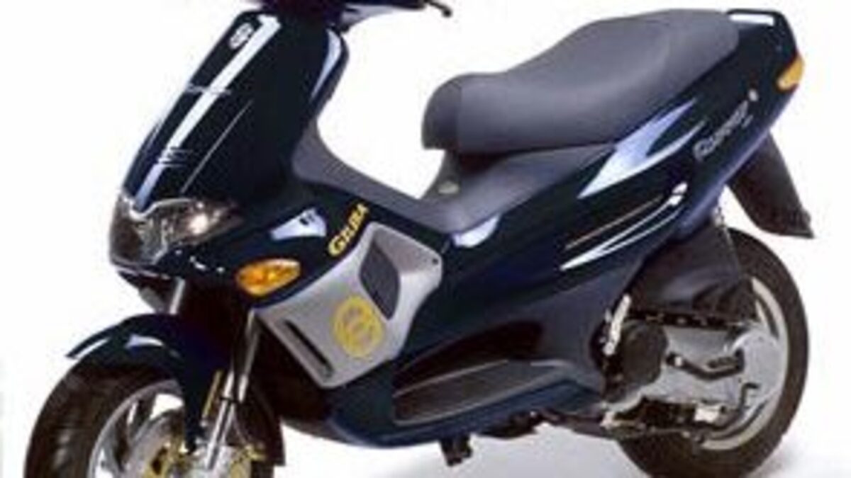 Runner 50cc Usato Veicolo Usato Autoscout24 Gilera Runner 50 Usato - Main Image