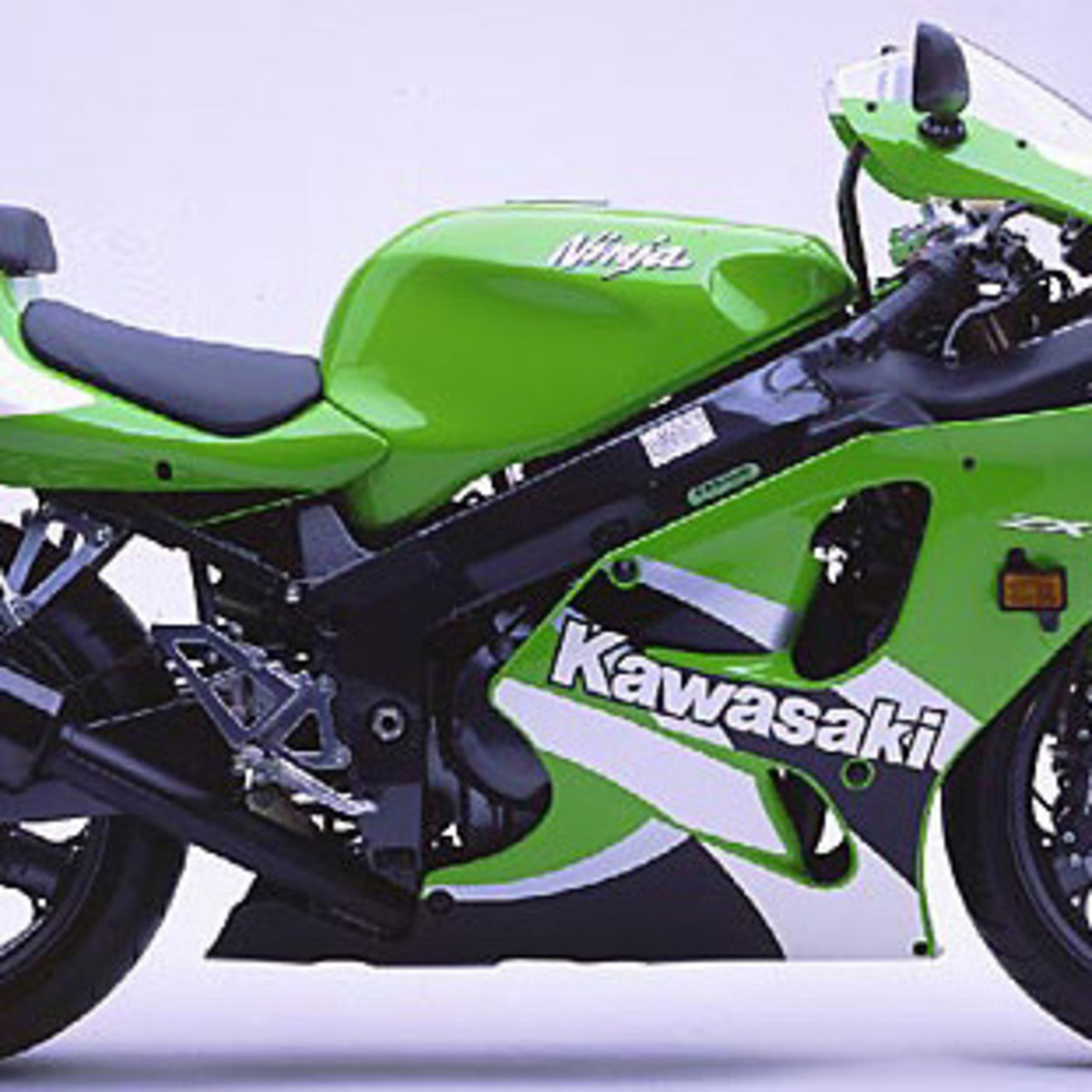 Kawasaki Ninja 750 ZX-7R (1996 - 00)