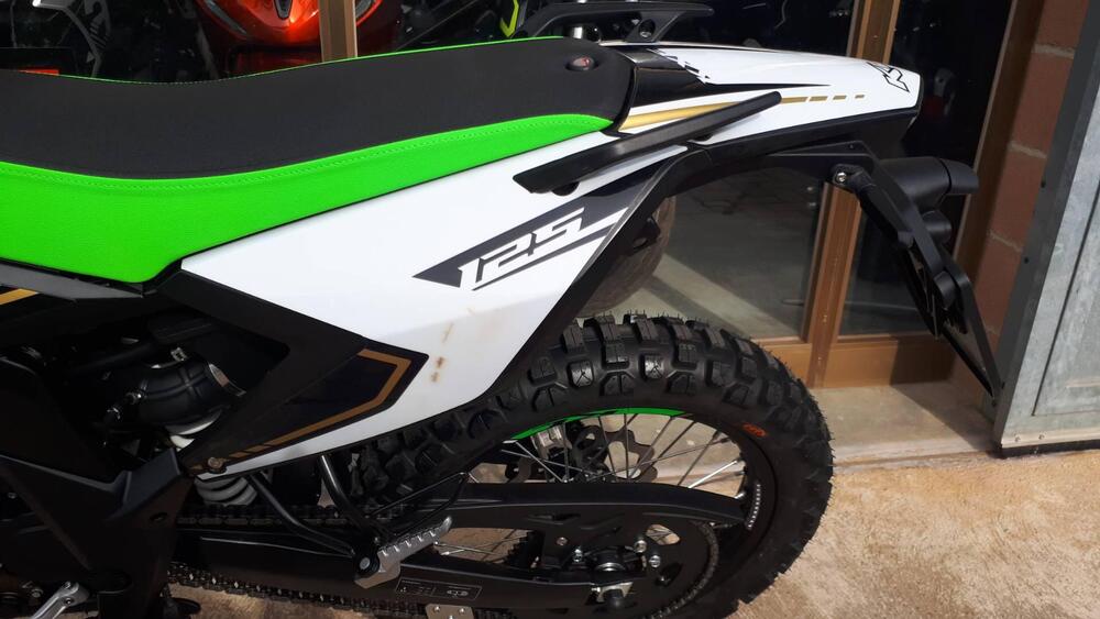 Kl KXE 125 Motard (2022 - 24) (3)