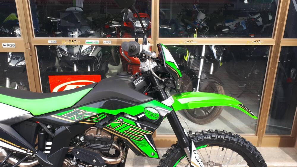 Kl KXE 125 Motard (2022 - 24) (6)