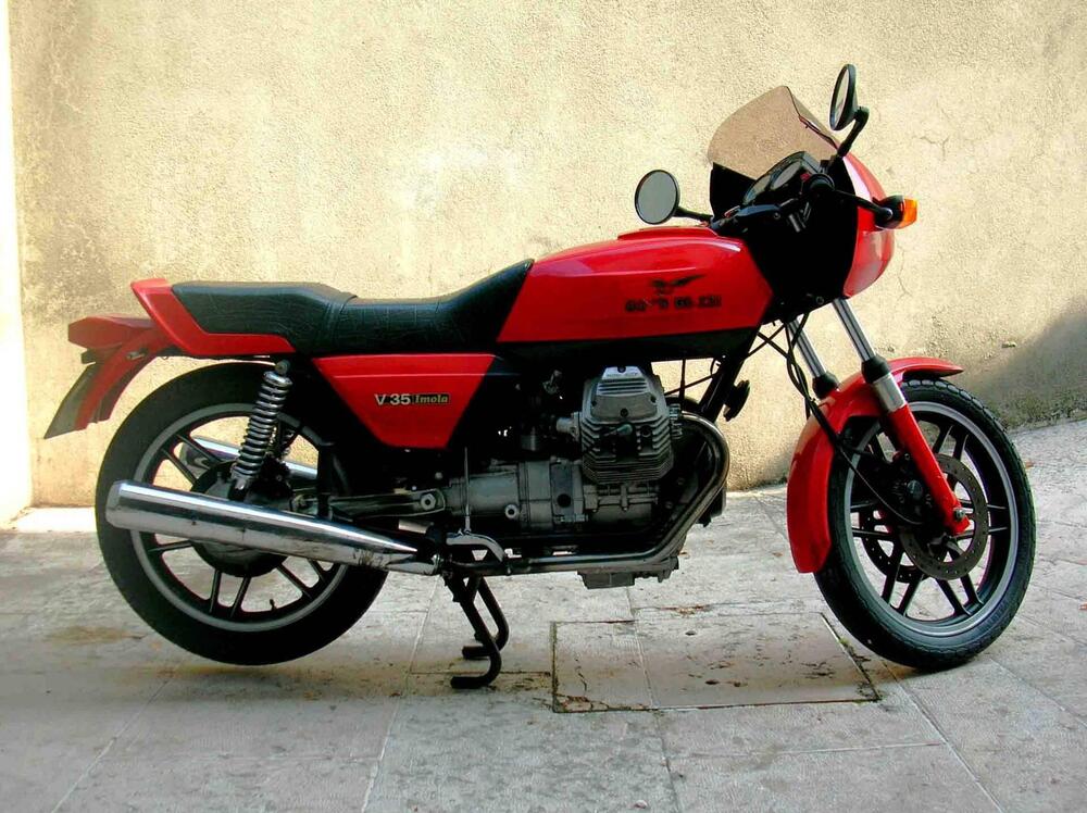 Moto Guzzi V 35 IMOLA (2)