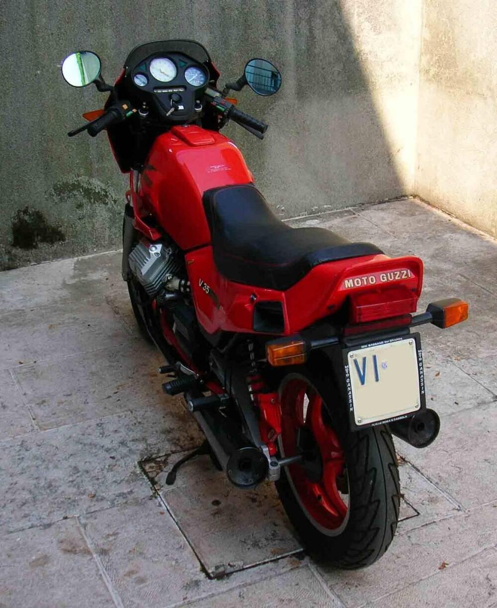 Moto Guzzi V 35 IMOLA II (5)