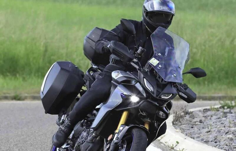 Yamaha Tracer 9 GT con il Radar. Ora spunta anche il brevetto