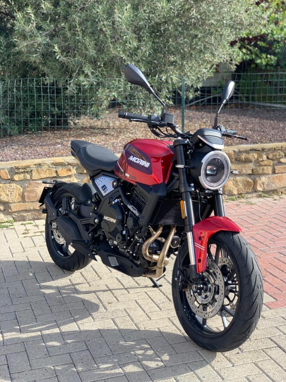 Moto Morini SEIEMMEZZO STR (2022 - 25) (3)