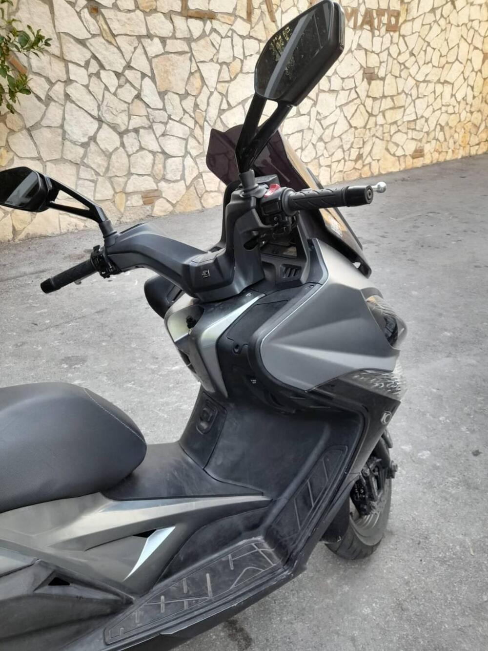 Kymco Xciting 400i (2012 - 17) (2)