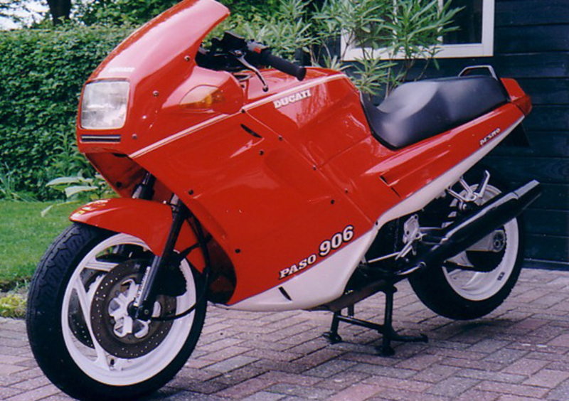 Ducati 906 Paso 906 Paso (1989)