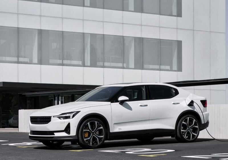 Polestar Polestar 2 (2022-->>) (9)