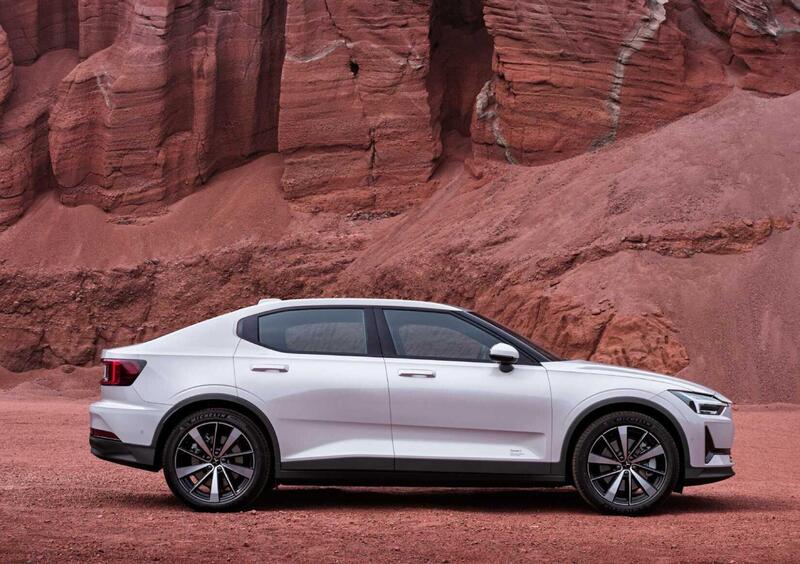 Polestar Polestar 2 (2022-->>) (3)