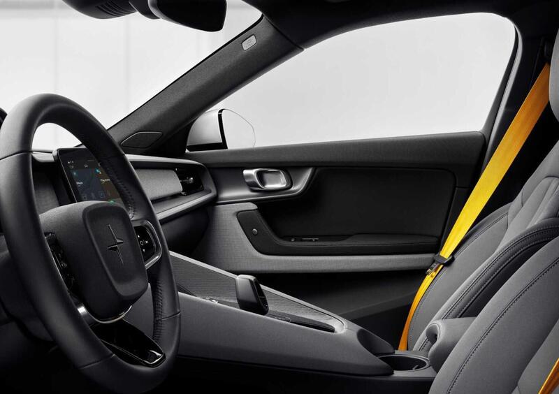 Polestar Polestar 2 (2022-->>) (10)