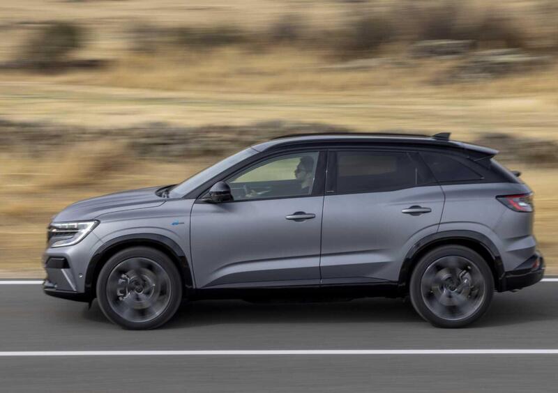 Renault Austral (2022-->>) (31)