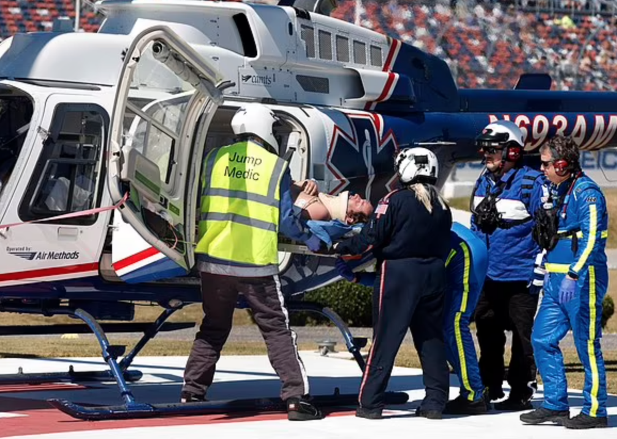 Jason Anderson pilota Nascar elitrasportato in ospedale