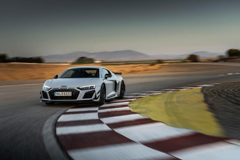 Audi R8 Coup&eacute; GT: 620 CV tutto dietro