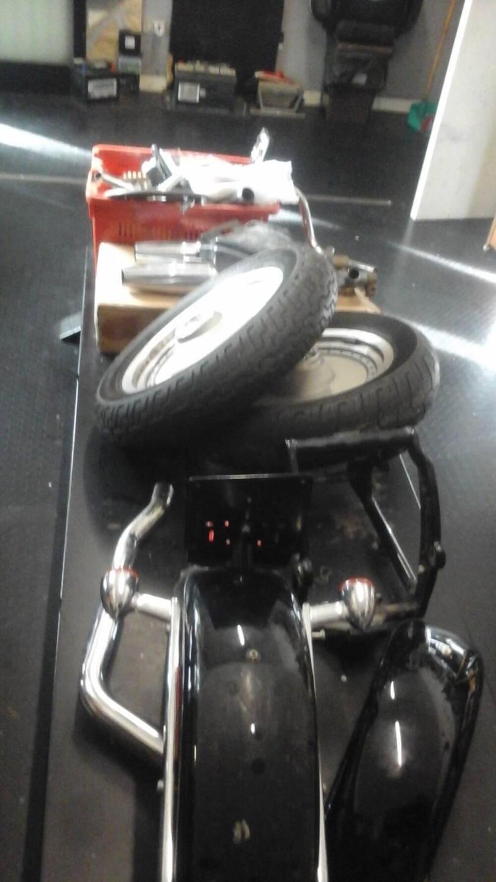 PARTI HARLEY DAVIDSON FAT-BOY 2006 Harley-Davidson (2)