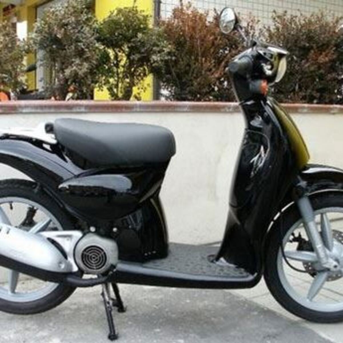 Aprilia Scarabeo 50 (2000 - 02)