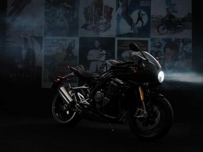 SPECIALE INTERMOT - Triumph Speed Triple 1200 RR Bond Edition: cose da 007... [VIDEO]