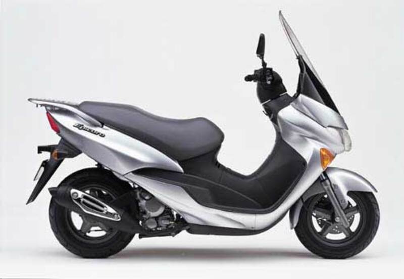 Suzuki UC 150 Epicuro UC 150 Epicuro R (2000 - 03)