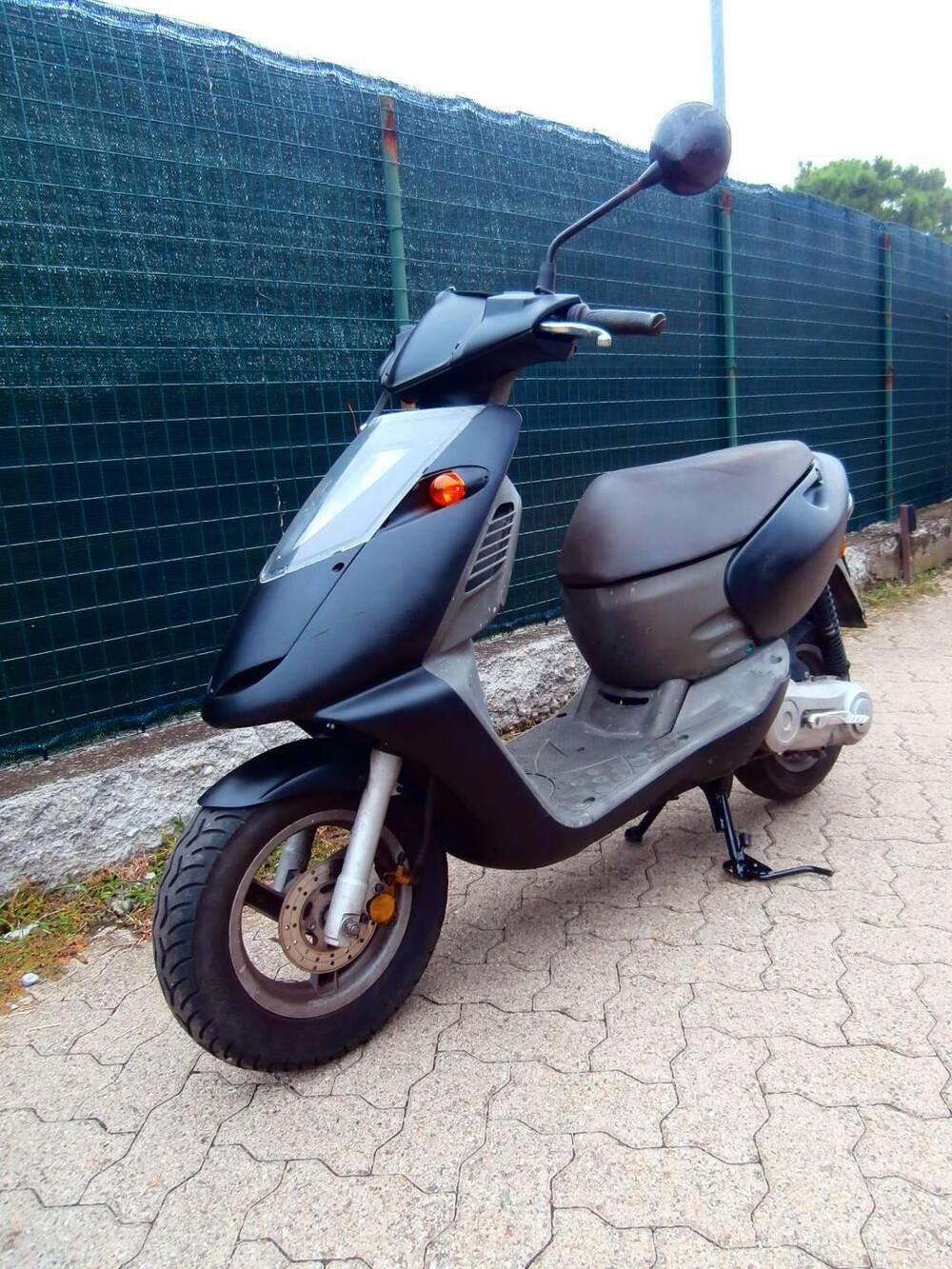 Aprilia Sonic 50 (1998 - 99) (2)