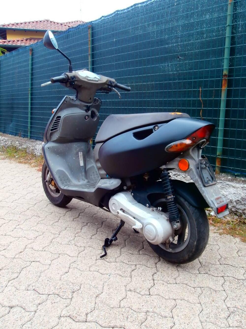Aprilia Sonic 50 (1998 - 99) (5)