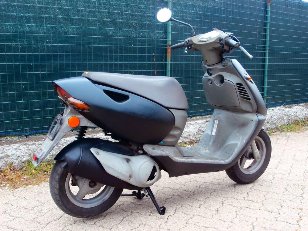 Aprilia Sonic 50 (1998 - 99) (3)