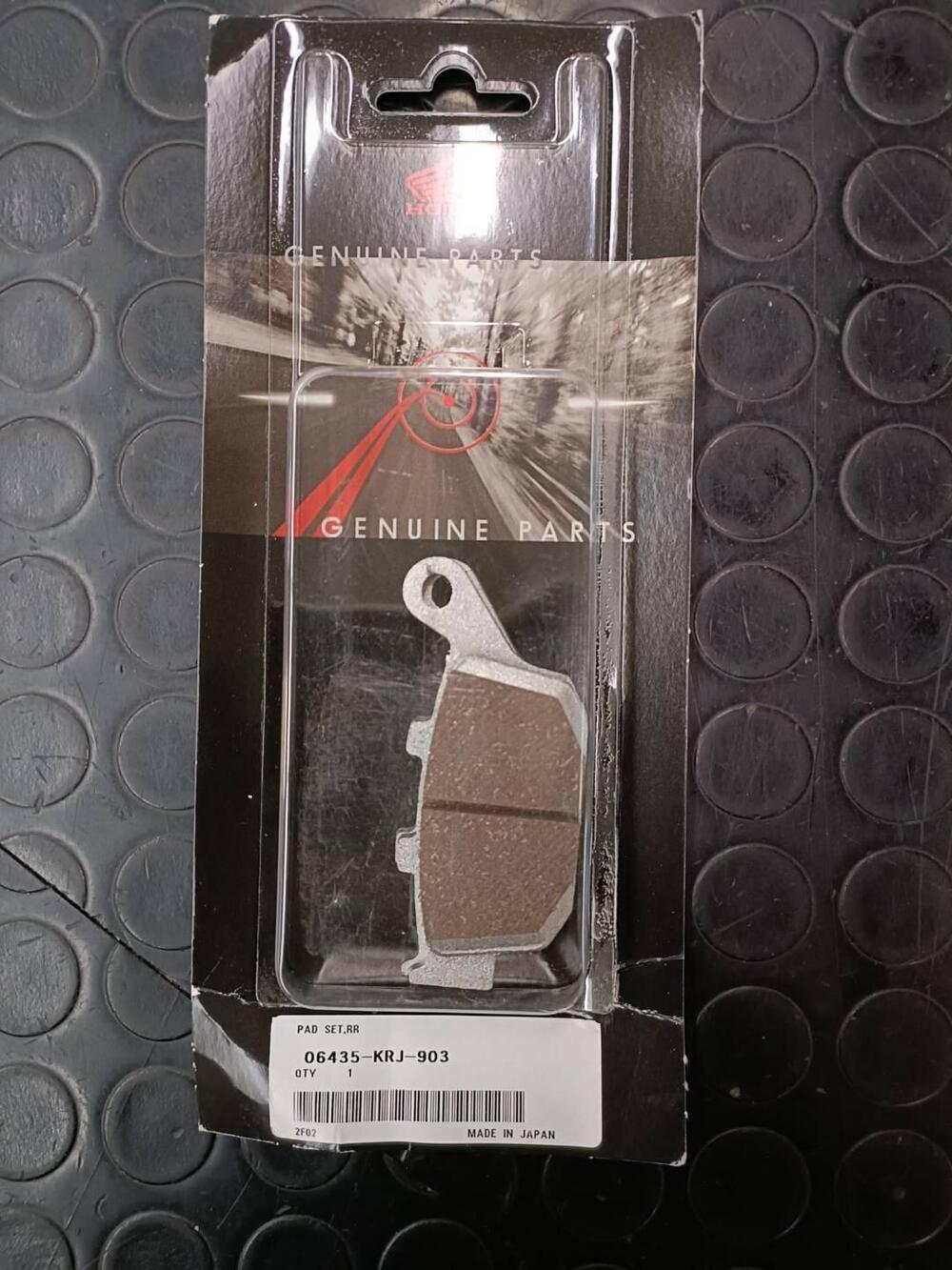 COPPIA PASTIGLIE FRENO POSTERIORE PER HONDA PANTHE