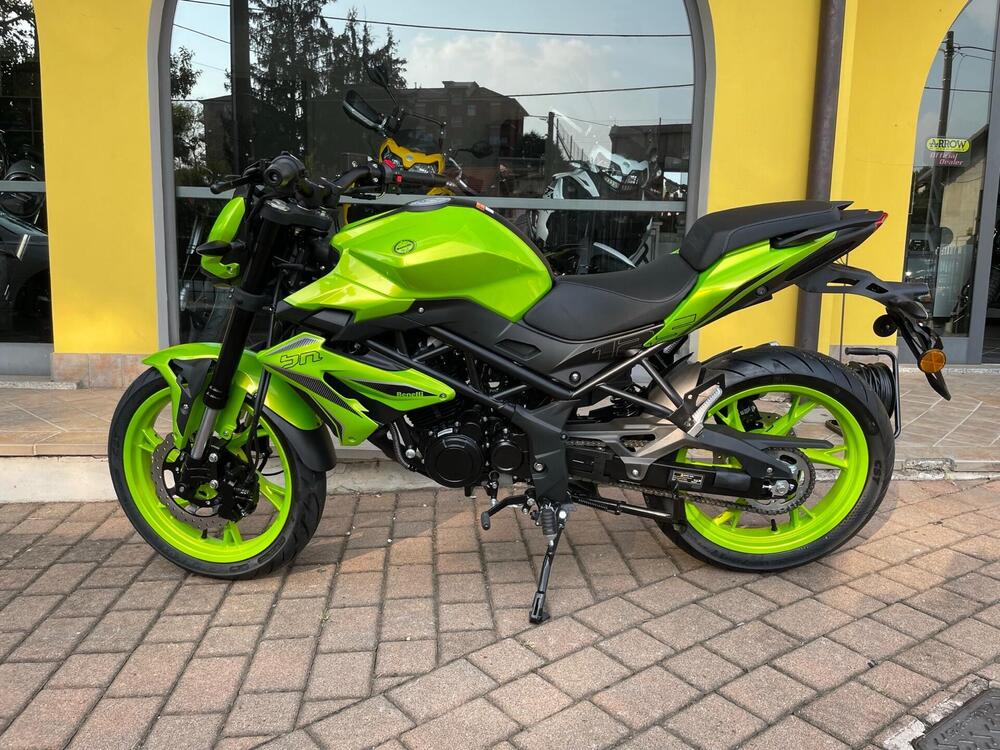 Benelli BN 125 (2021 - 25) (2)