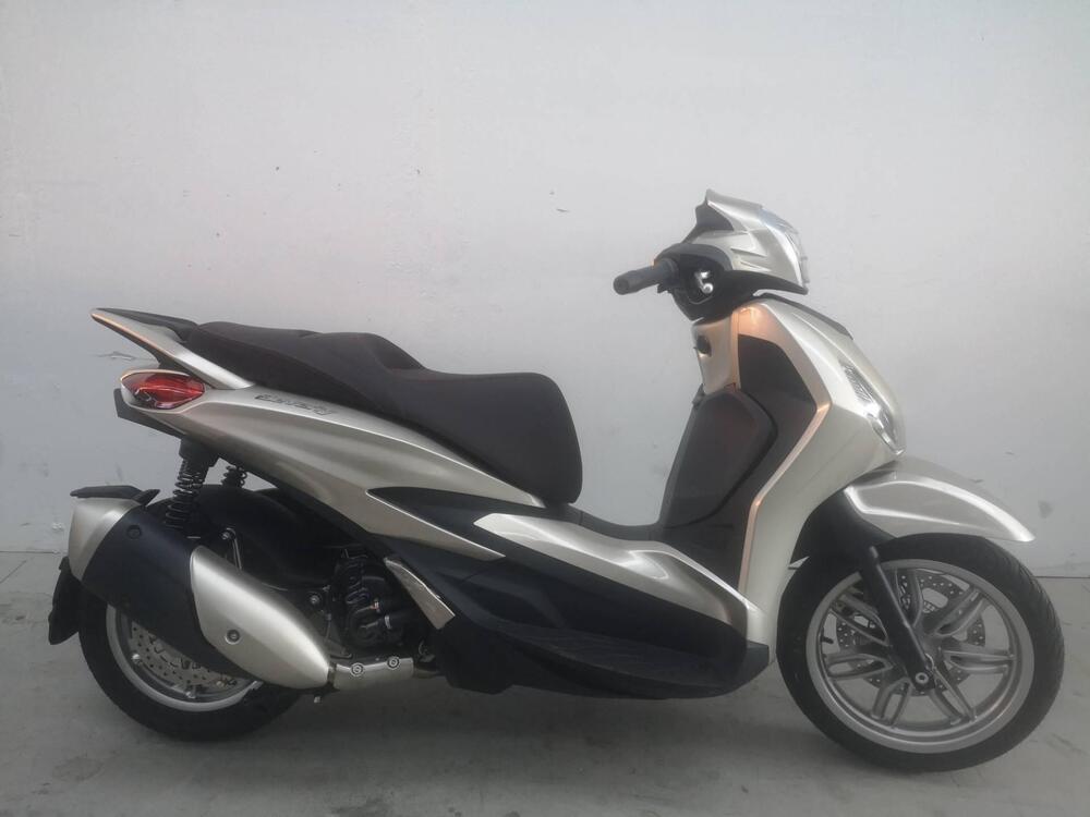 Piaggio Beverly 300 ABS-ASR (2021 - 25)