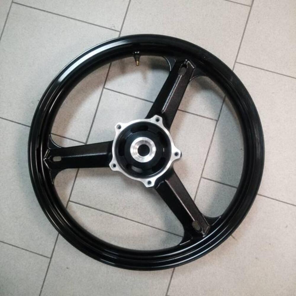 Cerchio anteriore DL650 Suzuki (2)