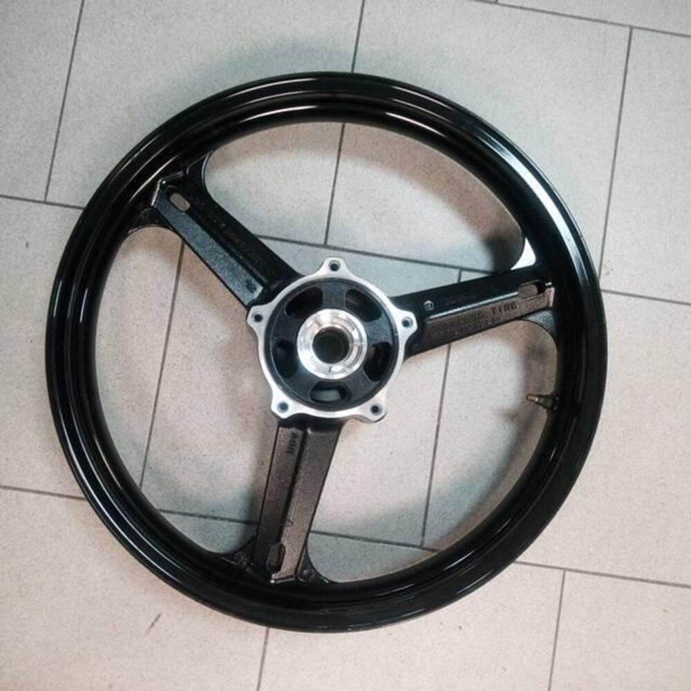 Cerchio anteriore DL650 Suzuki (3)