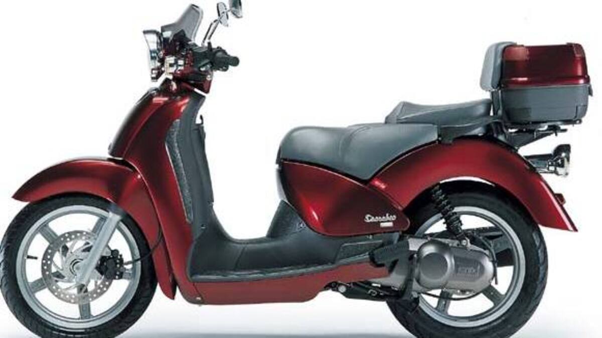 Scooter Problemi Scarabeo 200 Aprilia Scarabeo 200 (2001 04