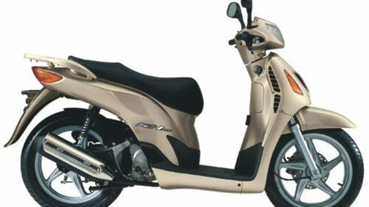 Sh 125 Honda Sh 150 Opinioni Honda Cb125f Honda Sh 125 Mode