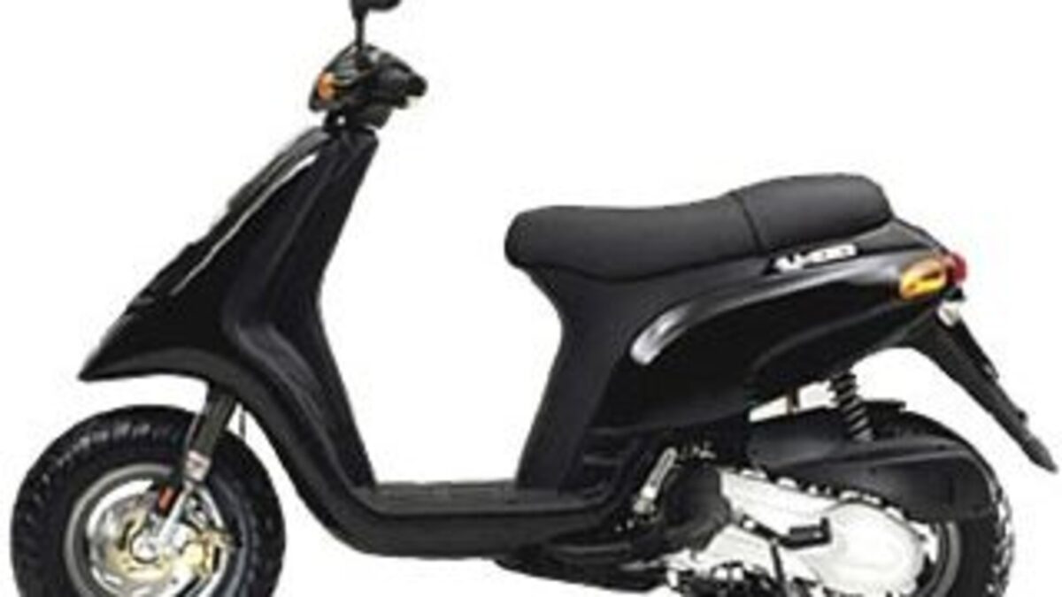 Piaggio Typhoon 50 Bianco Piaggio Typhoon 50 (2000 01), Prezzo E