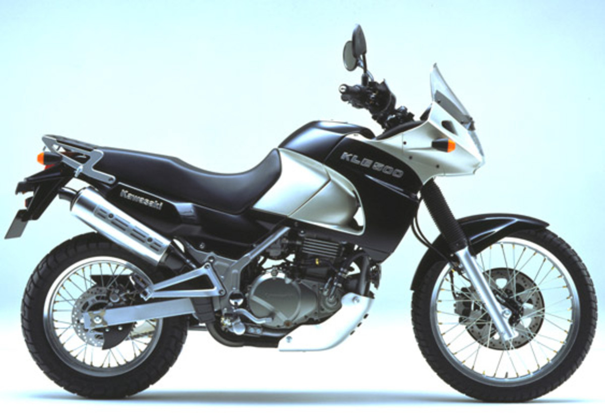 Kawasaki KLE 500 (2001 - 04)