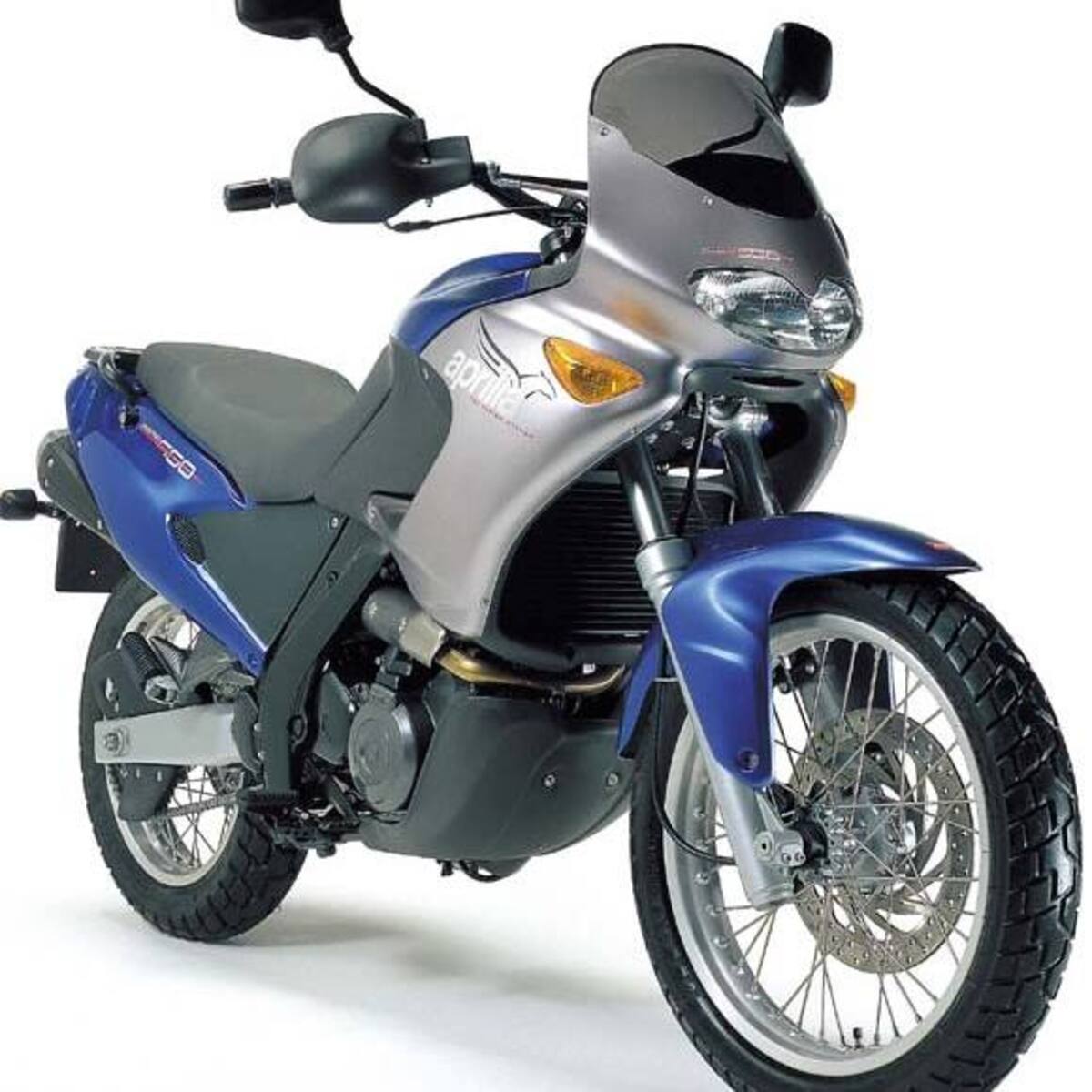 Autobahn88 Poggiapiedi Moto Anteriori In Alluminio Per Aprilia Pegaso 650 (2005-2012) - Silver Con Estensione 25mm
