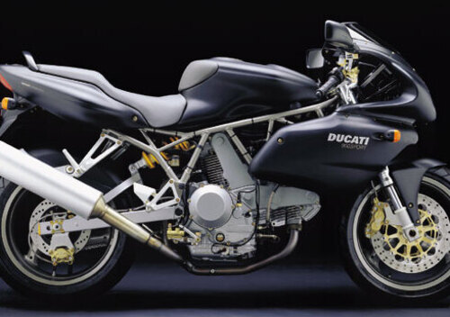 Ducati 900 Sport