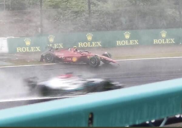 [VIDEO] L&#039;incidente di Carlos Sainz sotto la pioggia visto dalle tribune di Suzuka: &quot;Ero nelle mani di dio&quot;