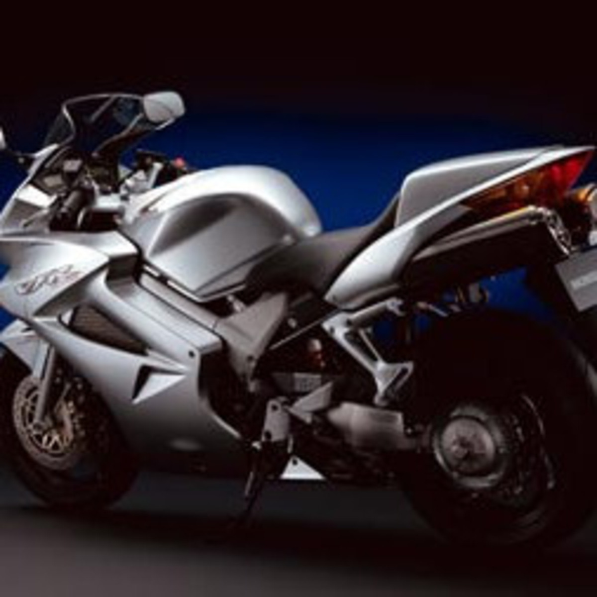 Honda VFR 800 (2002 - 05)