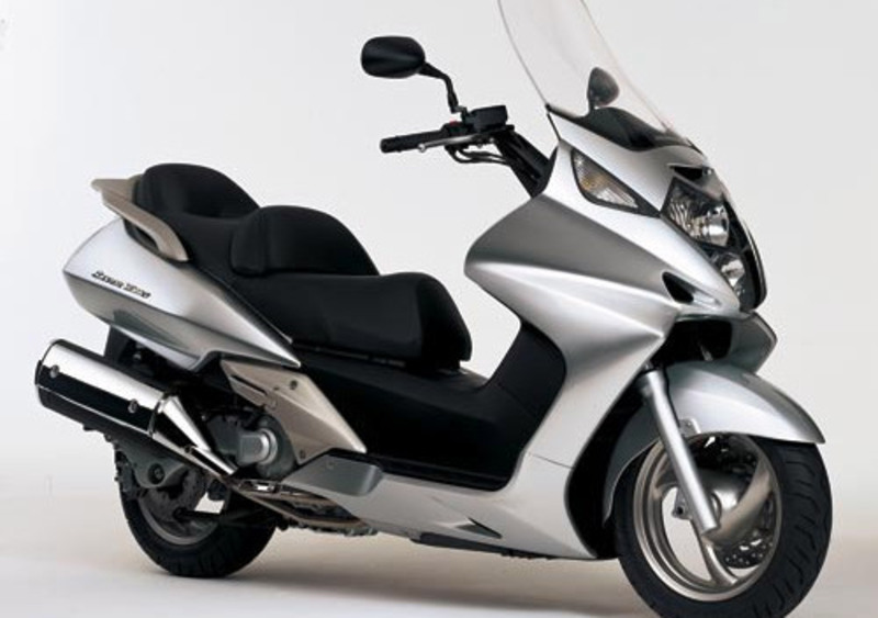 Honda Silver Wing 600 Silver Wing 600 (2001 - 05)