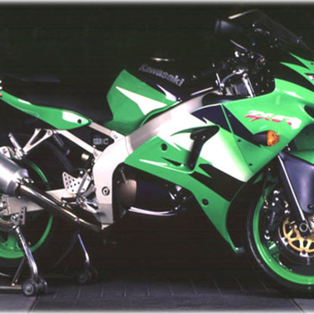 Kawasaki Ninja 600 ZX-6R (1998 - 99)