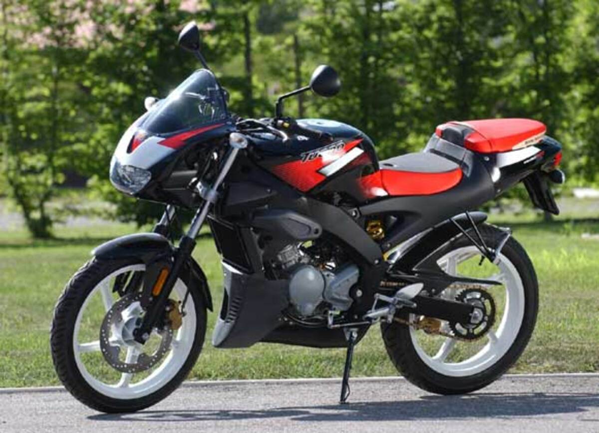 Aprilia Tuono  50