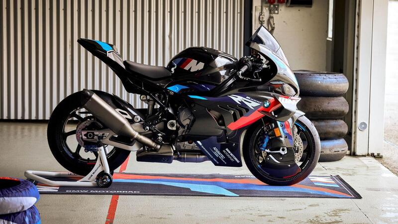 BMW M1000RR e M1000RR M Competition, due moto scolpite per le corse