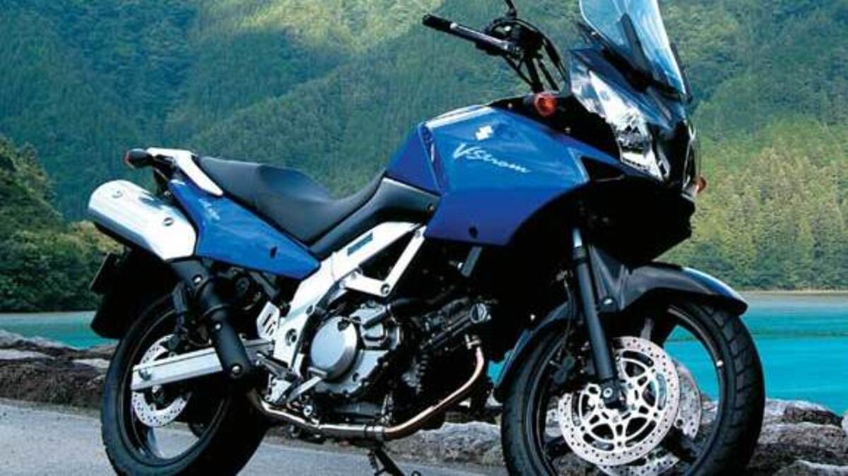 Motorcycles Suzuki V Strom 1000 Anno 2004 Suzuki V-Strom 650DL