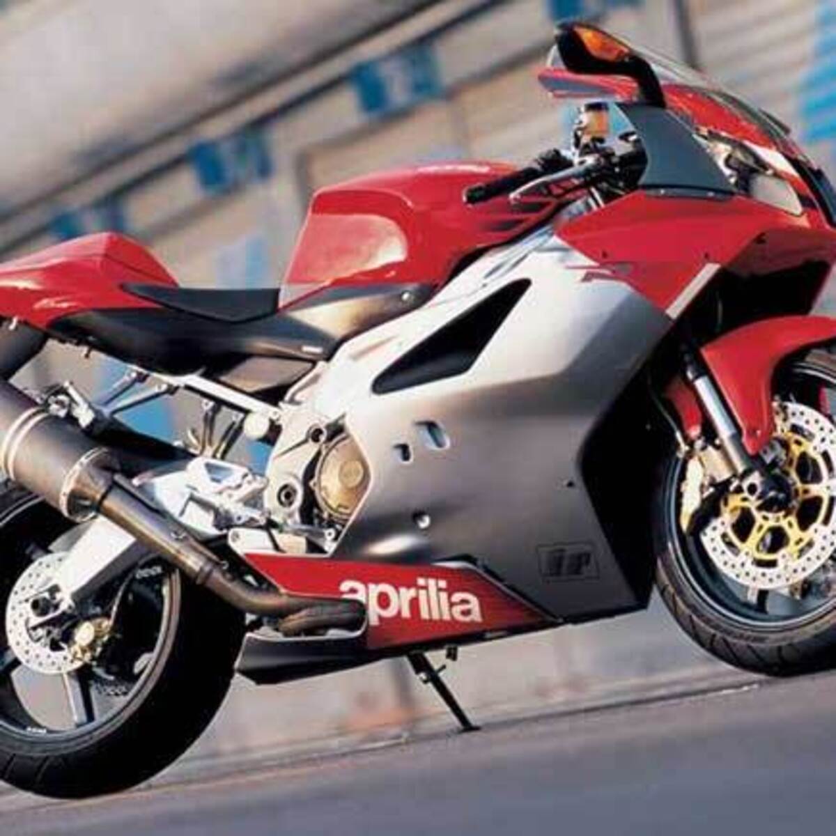 Aprilia RSV 1000 R (2004 - 05)