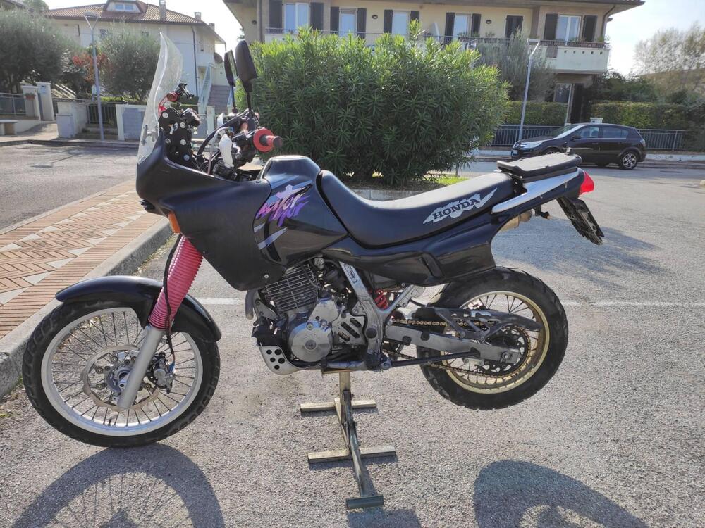 Honda NX 650 Dominator (1996 - 02)