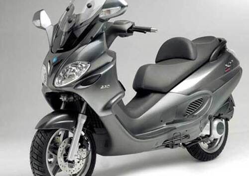 Piaggio X9 250