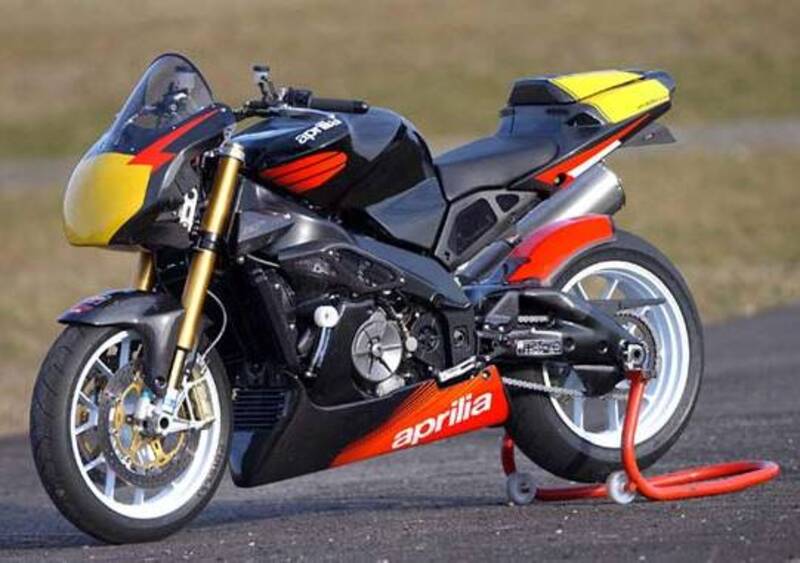 Aprilia Tuono 1000 R Factory Tuono 1000 R Factory (2004 - 05)