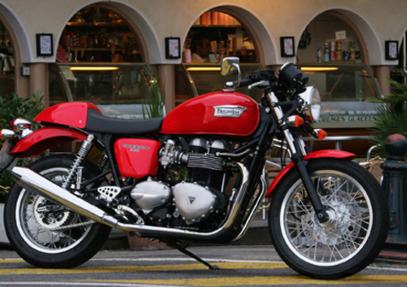 Triumph Thruxton 900 Thruxton 900 (2004 - 15)