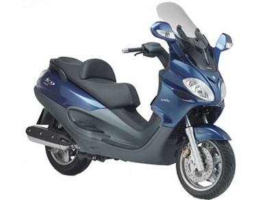 Piaggio X9 500