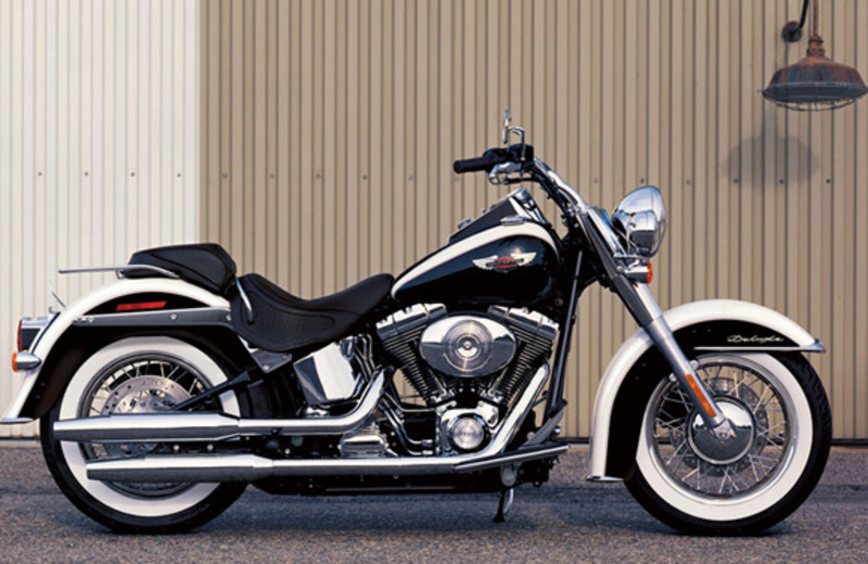 Harley-Davidson Softail 1450 Deluxe (2005 - 06) - FLSTNI