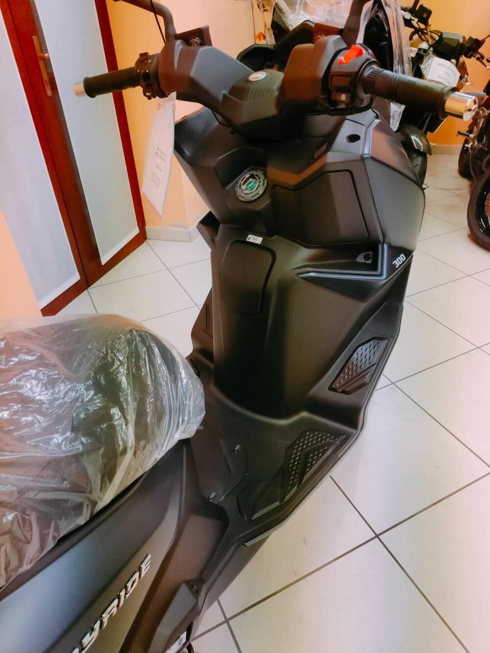 Sym Joyride 300 (2022 - 24) (6)